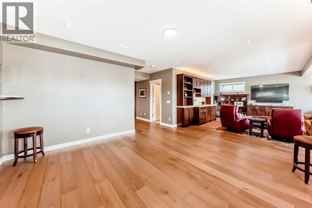 487 Rocky Ridge Drive NW, Calgary, Alberta  T3G 5C3 - Photo 32 - A2290057