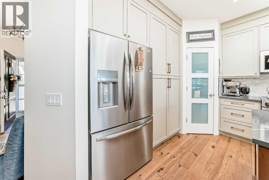 44 Eagleview Heights, Cochrane, Alberta  T4C 1P8 - Photo 8 - A2298220