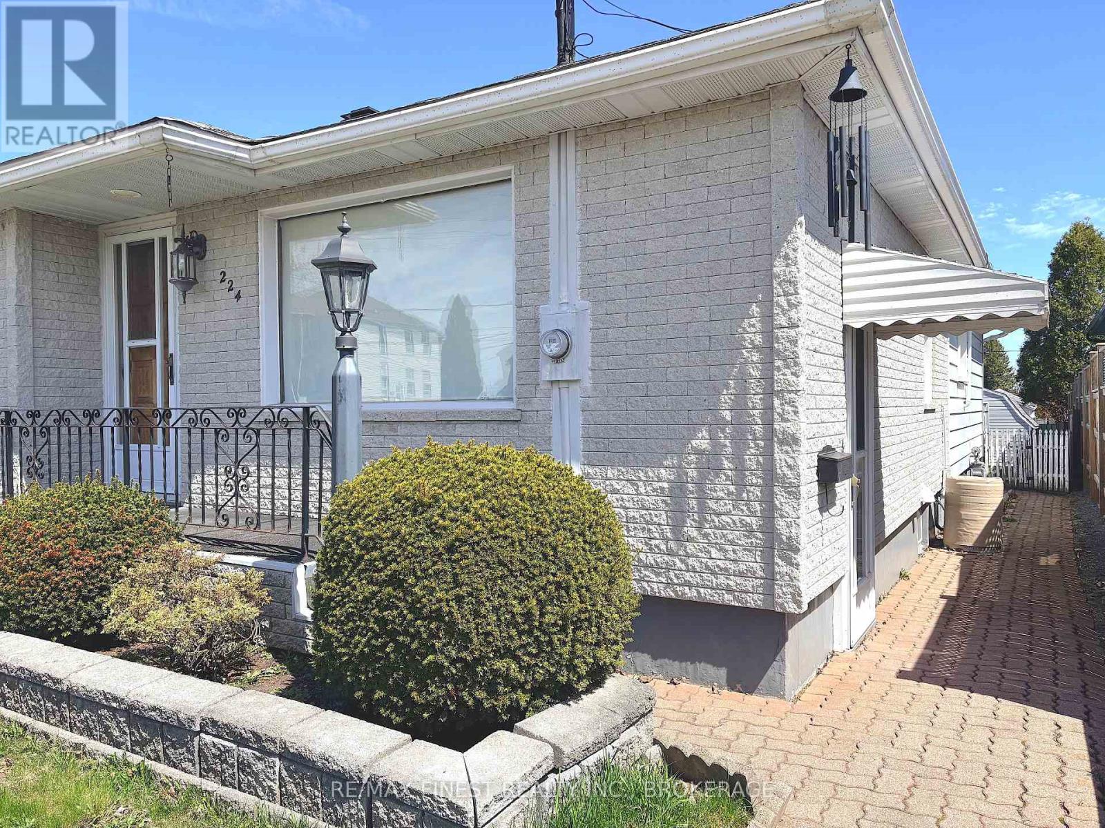 224 Danis Avenue, Cornwall, Ontario  K6H 5E7 - Photo 4 - X13047894