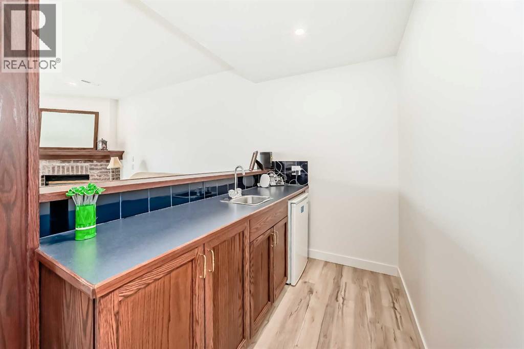 44 Eagleview Heights, Cochrane, Alberta  T4C 1P8 - Photo 39 - A2298220