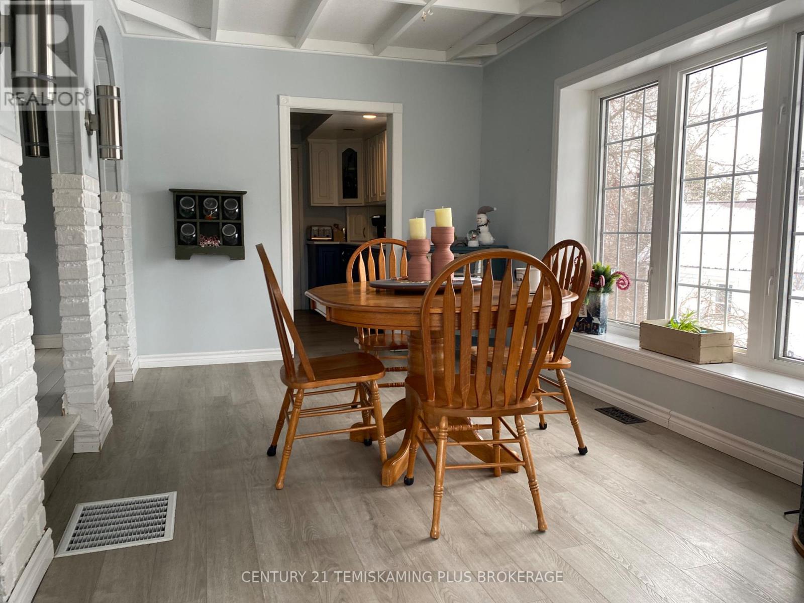 31 Grandview Avenue, Cobalt, Ontario  P0J 1C0 - Photo 2 - T12724386