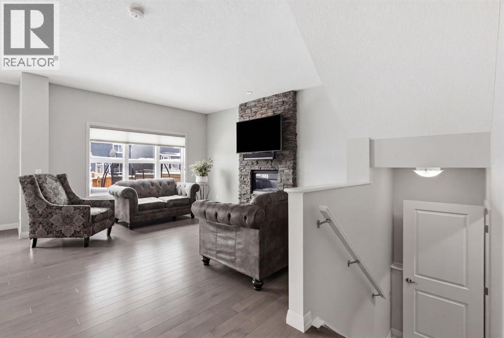 132 Sundown Way, Cochrane, Alberta  T4C 2M6 - Photo 16 - A2303130