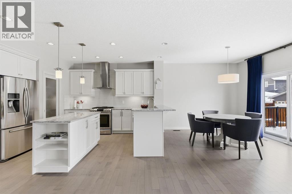 132 Sundown Way, Cochrane, Alberta  T4C 2M6 - Photo 7 - A2303130