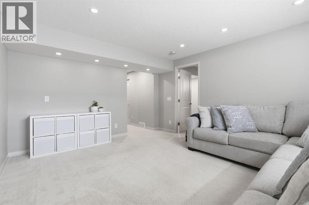 132 Sundown Way, Cochrane, Alberta  T4C 2M6 - Photo 35 - A2303130