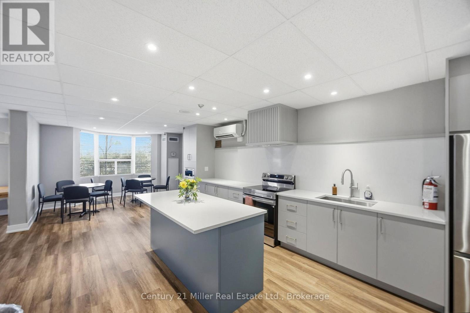 411 - 3845 Lake Shore Boulevard W, Toronto, Ontario  M8W 4Y3 - Photo 27 - W13038800