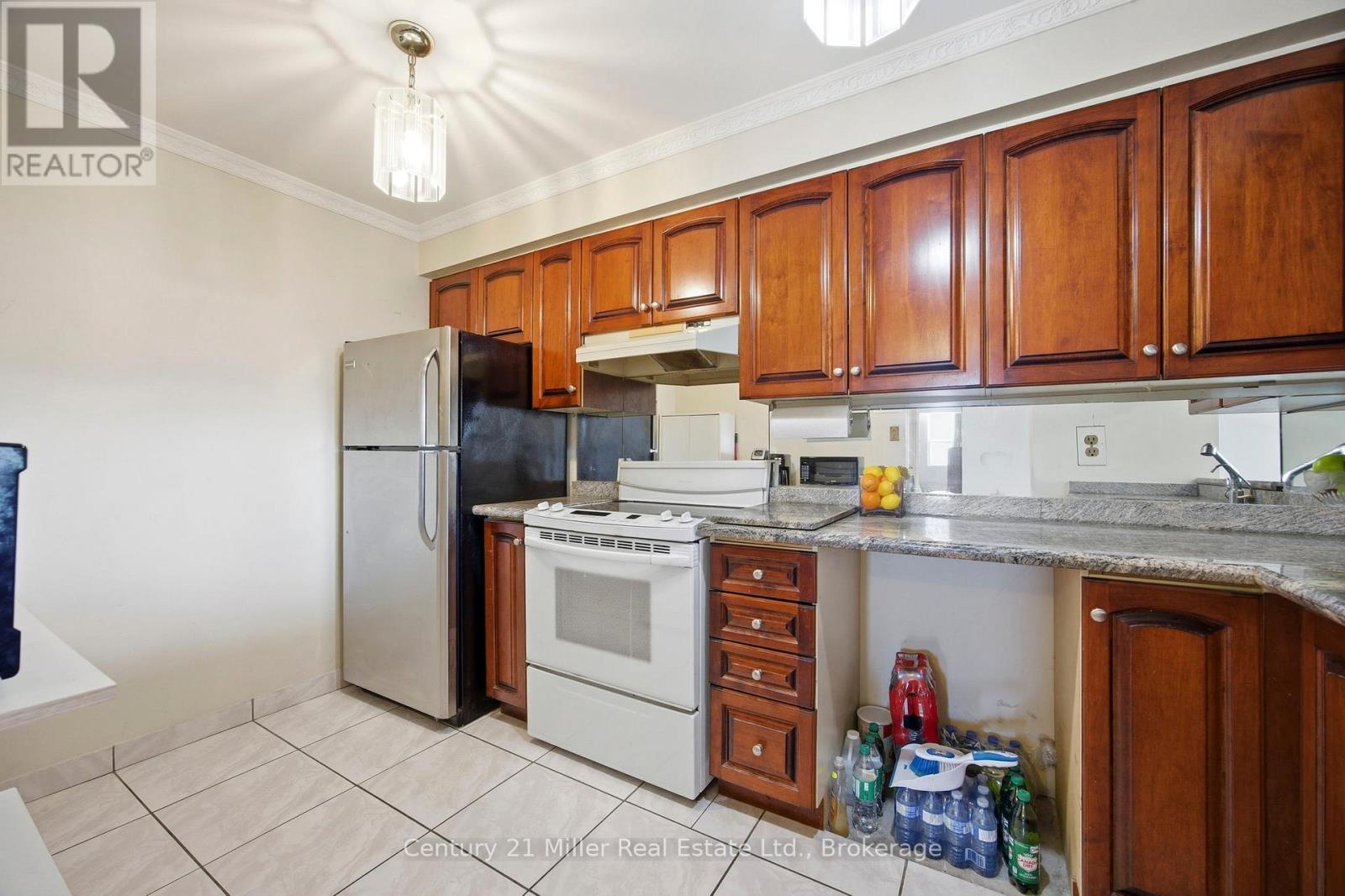 411 - 3845 Lake Shore Boulevard W, Toronto, Ontario  M8W 4Y3 - Photo 6 - W13038800