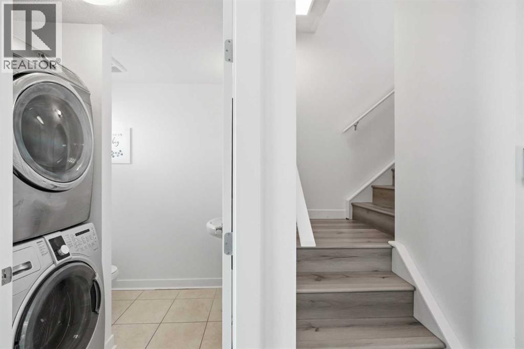 744 73 Street Sw, Calgary, Alberta  T3H 5V9 - Photo 20 - A2305016