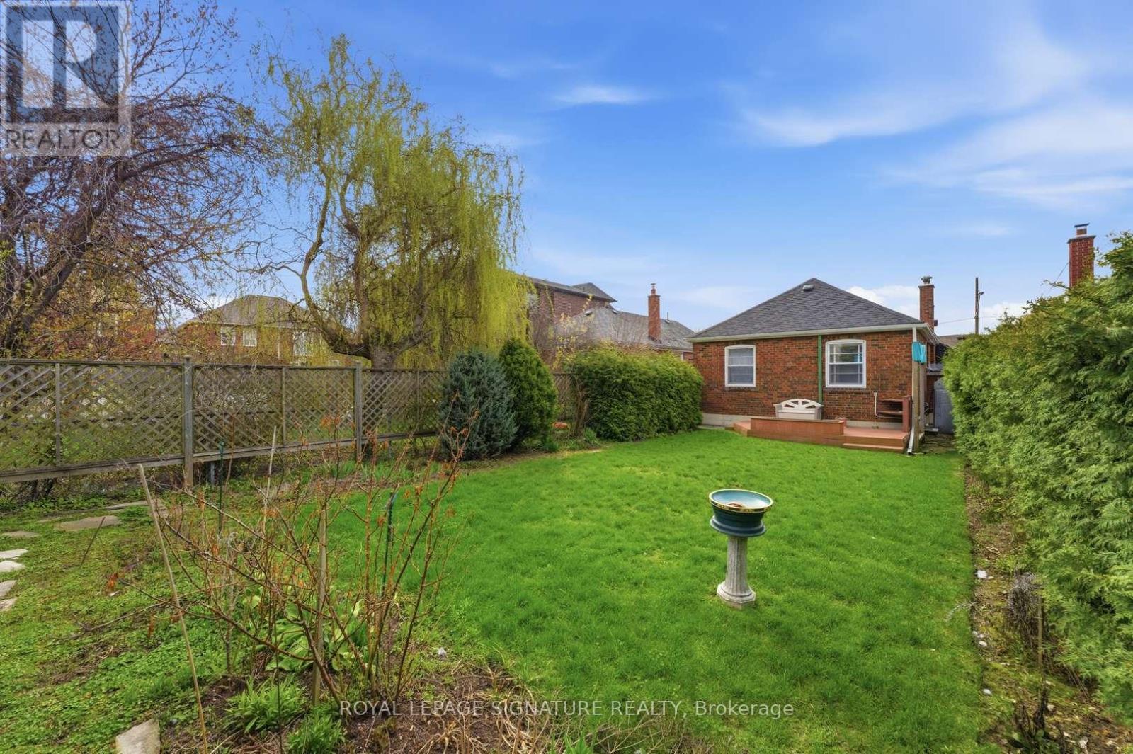 8 Memorial Park Avenue, Toronto, Ontario  M4J 2J6 - Photo 32 - E13048130