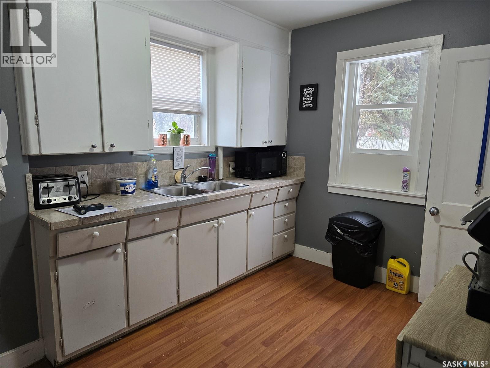 1402 102nd Street, North Battleford, Saskatchewan  S9A 1G7 - Photo 11 - SK034029