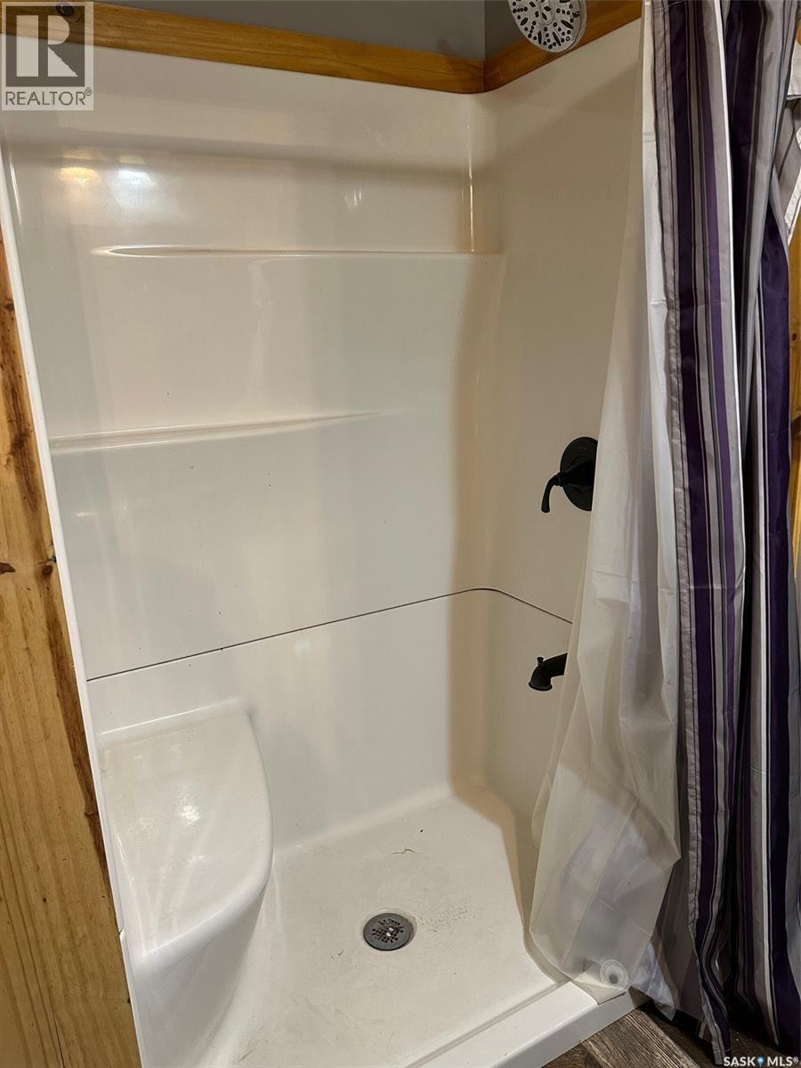 321 Walsh Street, Bienfait, Saskatchewan  S0C 0M0 - Photo 11 - SK034023