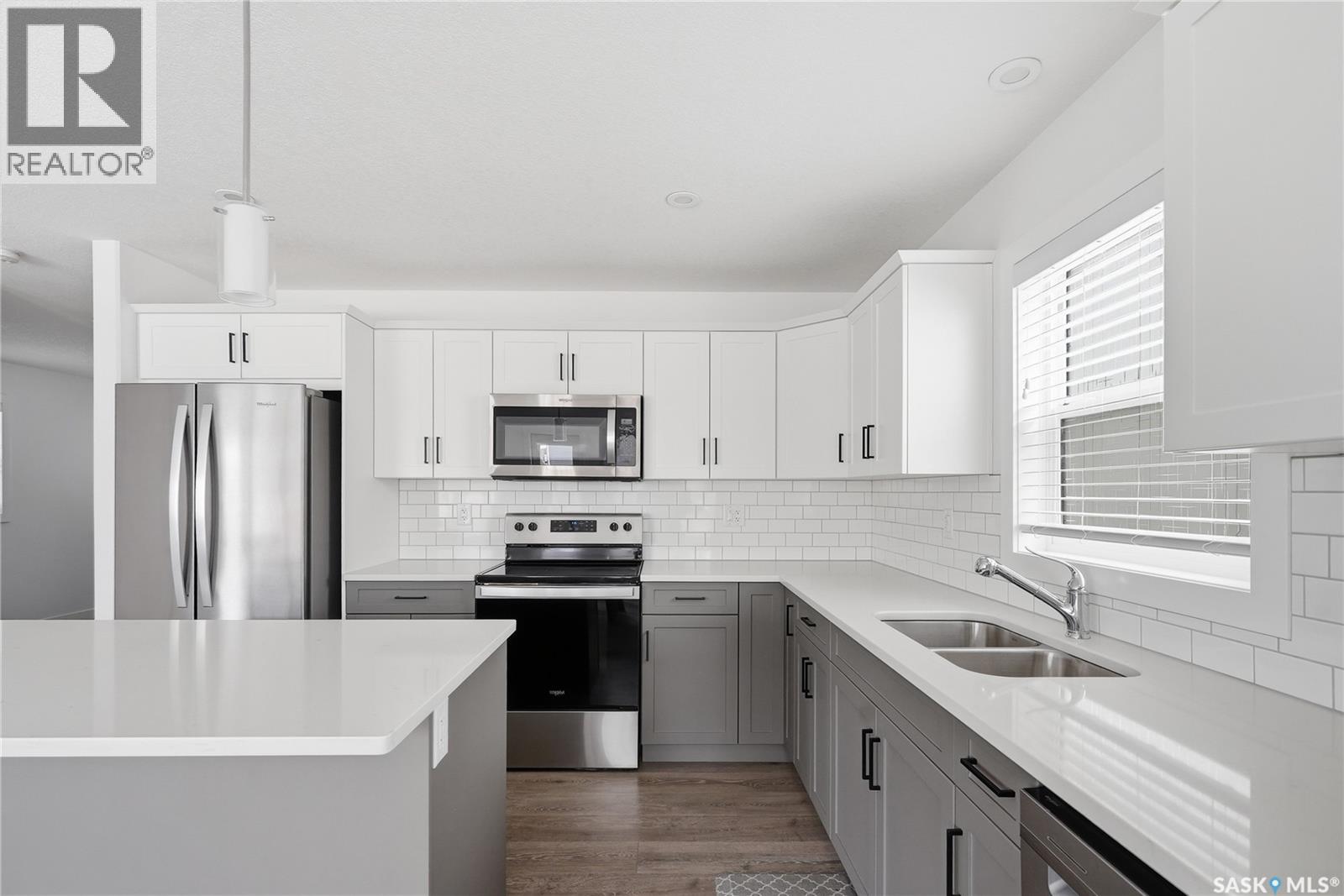 330 Germain Manor, Saskatoon, Saskatchewan  S7V 0T7 - Photo 10 - SK034002