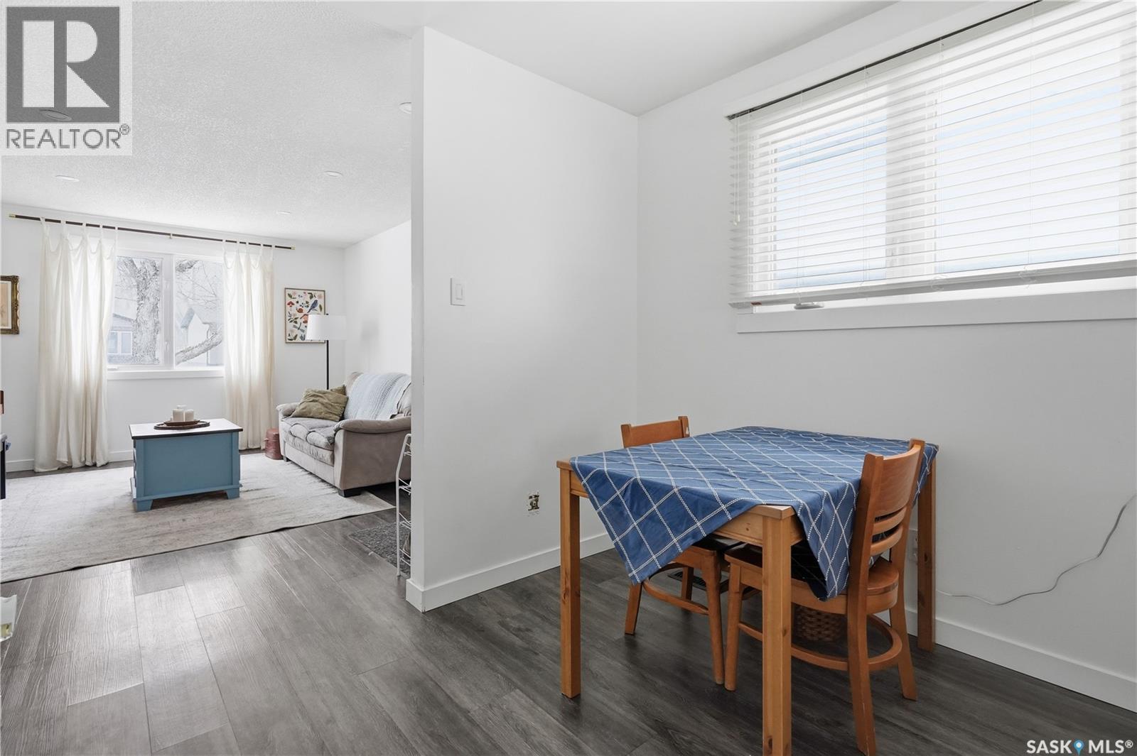 166 Magee Crescent, Regina, Saskatchewan  S4R 6K7 - Photo 6 - SK033990