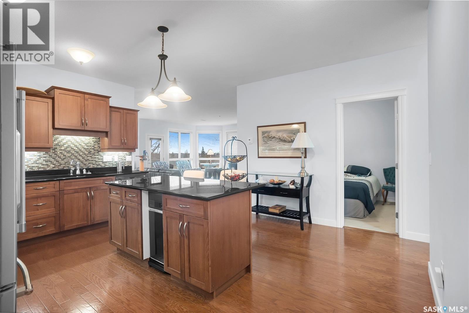 204 401 Cartwright Street, Saskatoon, Saskatchewan  S7T 0B3 - Photo 3 - SK033974