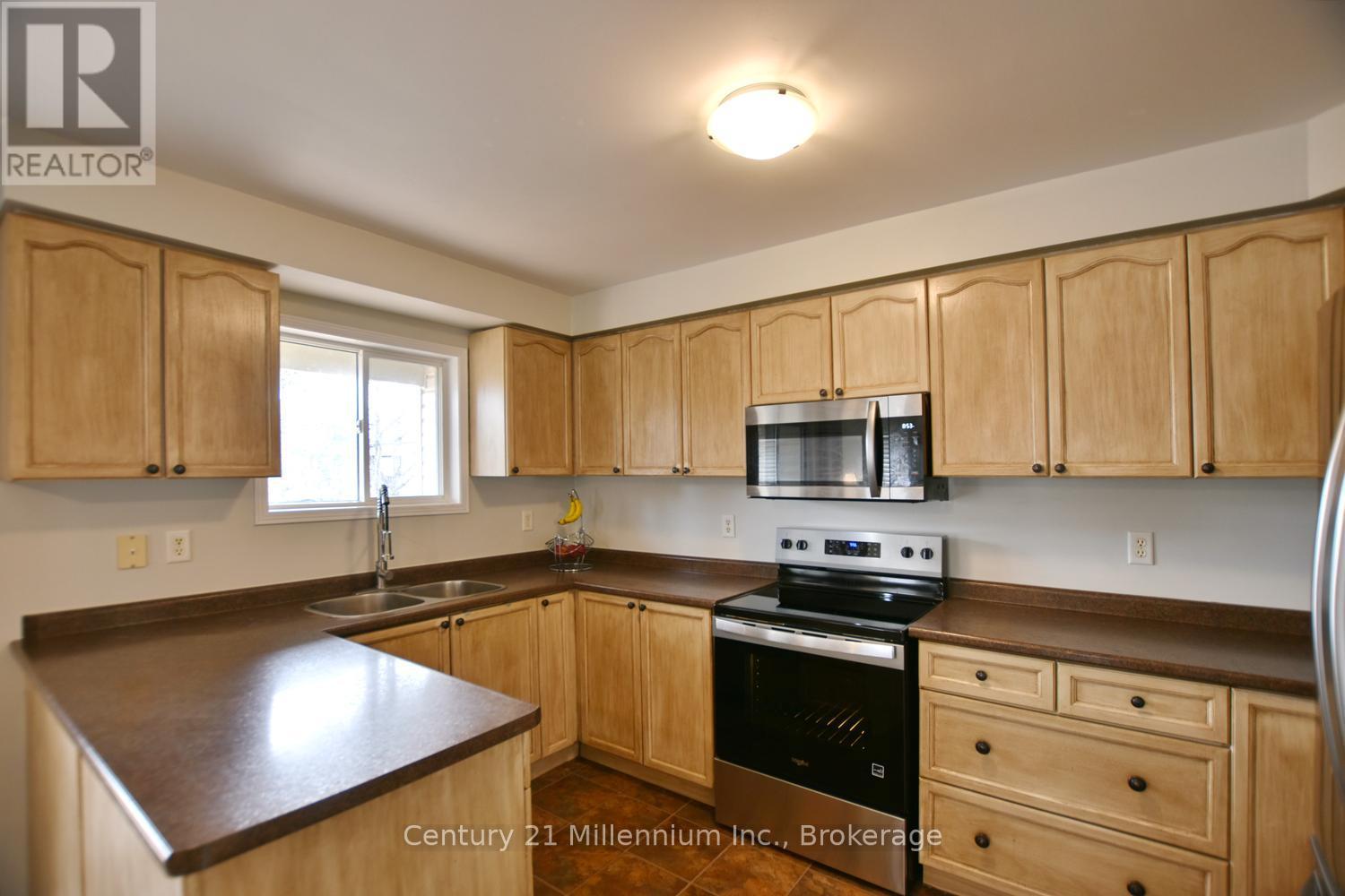 114 Silver Birch Avenue, Wasaga Beach, Ontario  L9Z 1N2 - Photo 15 - S13047098