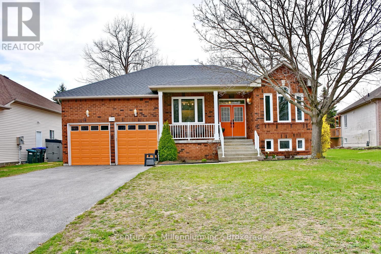 114 Silver Birch Avenue, Wasaga Beach, Ontario  L9Z 1N2 - Photo 2 - S13047098