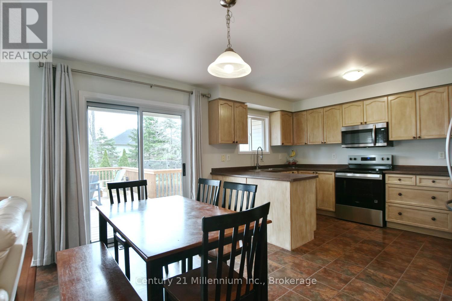 114 Silver Birch Avenue, Wasaga Beach, Ontario  L9Z 1N2 - Photo 13 - S13047098