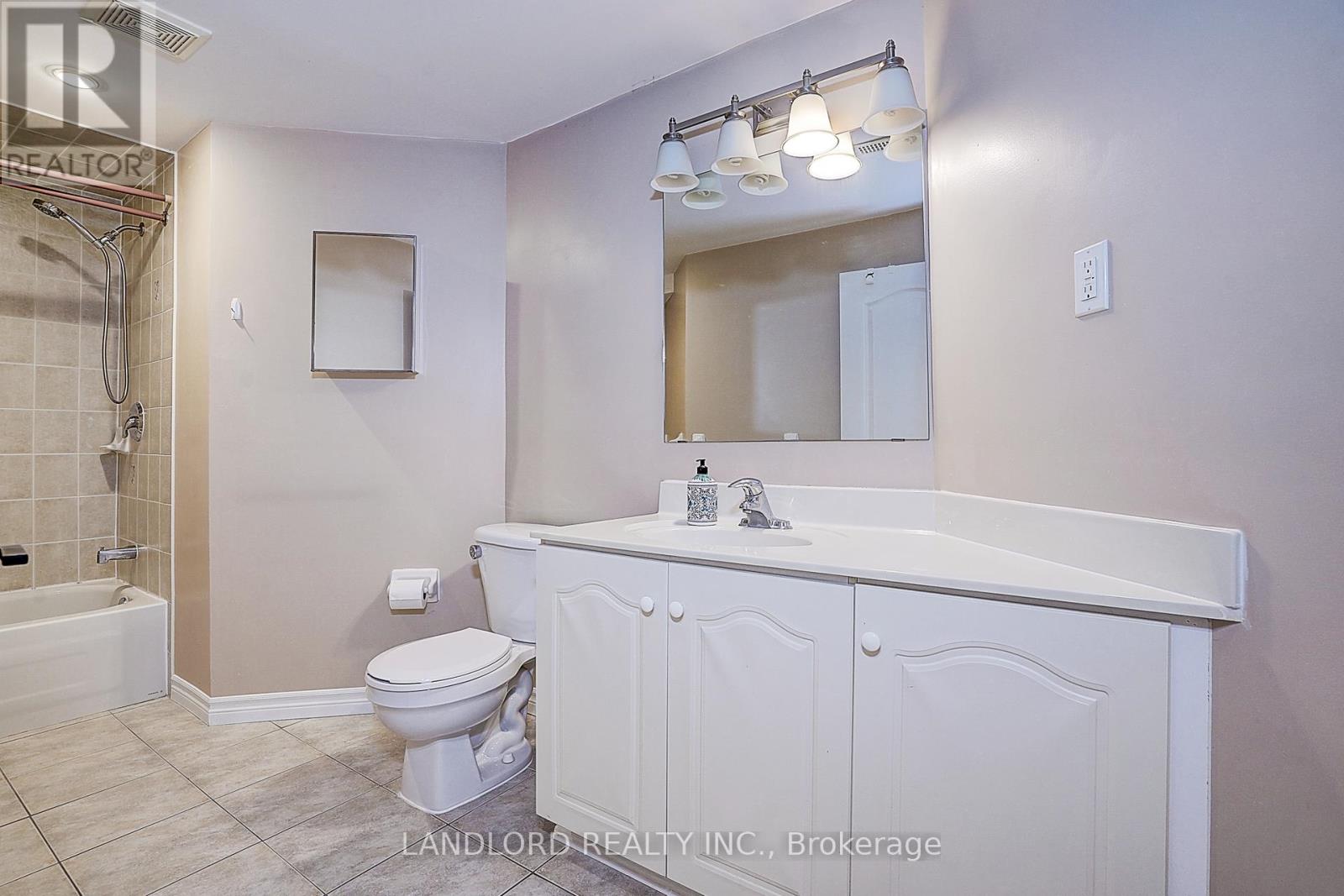 Lower - 8 Wood Dale Road, Vaughan (Concord), Ontario  L4K 5S8 - Photo 11 - N13047846