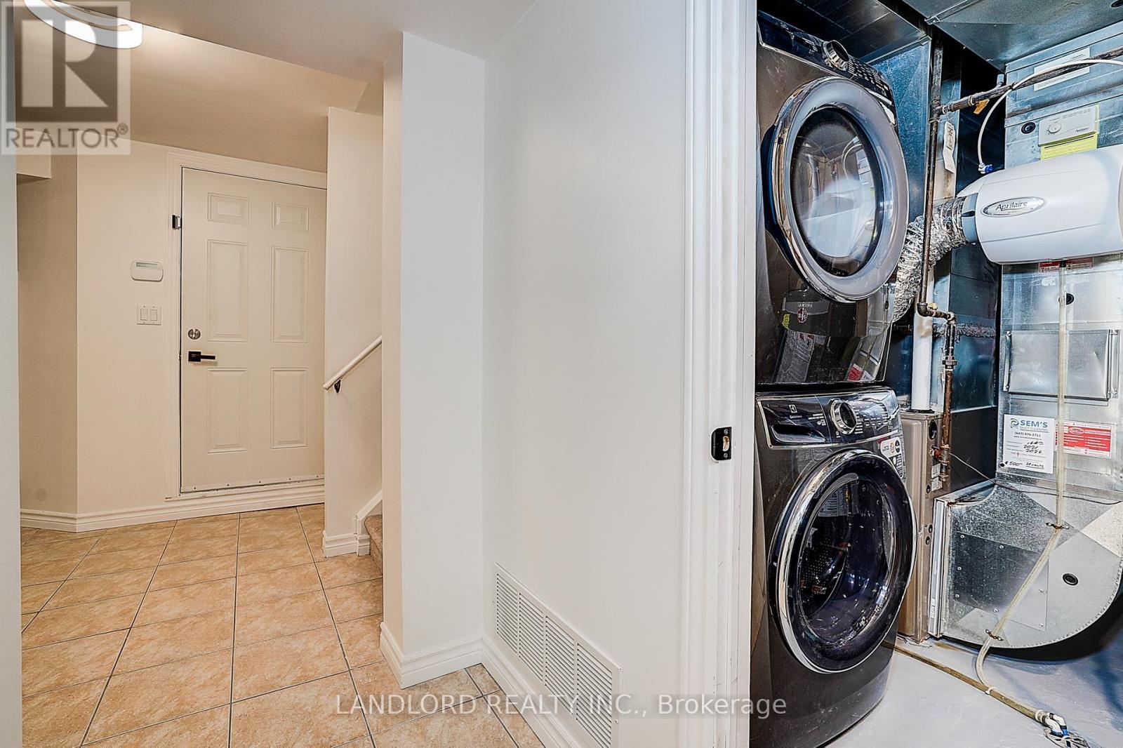 Lower - 8 Wood Dale Road, Vaughan (Concord), Ontario  L4K 5S8 - Photo 14 - N13047846