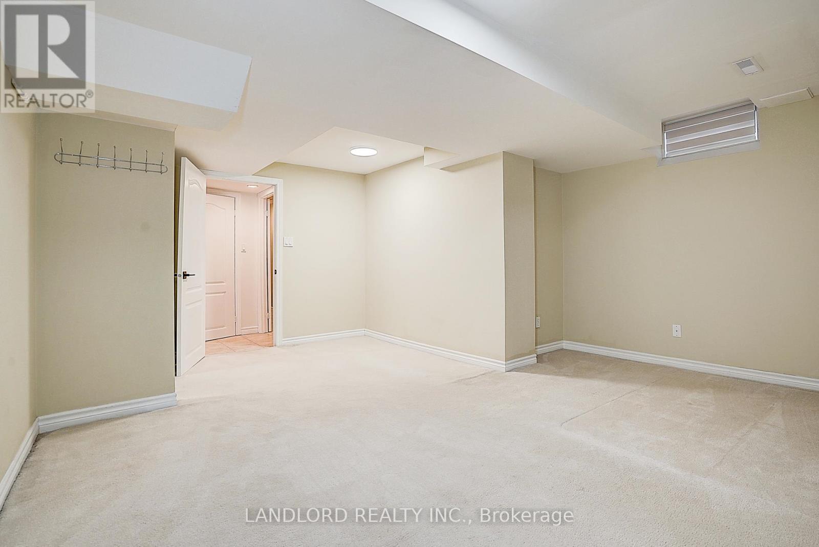 Lower - 8 Wood Dale Road, Vaughan (Concord), Ontario  L4K 5S8 - Photo 9 - N13047846