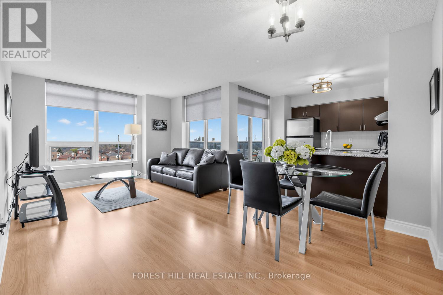 511 - 7 North Park Road, Vaughan (Beverley Glen), Ontario  L4J 0C9 - Photo 4 - N13047860