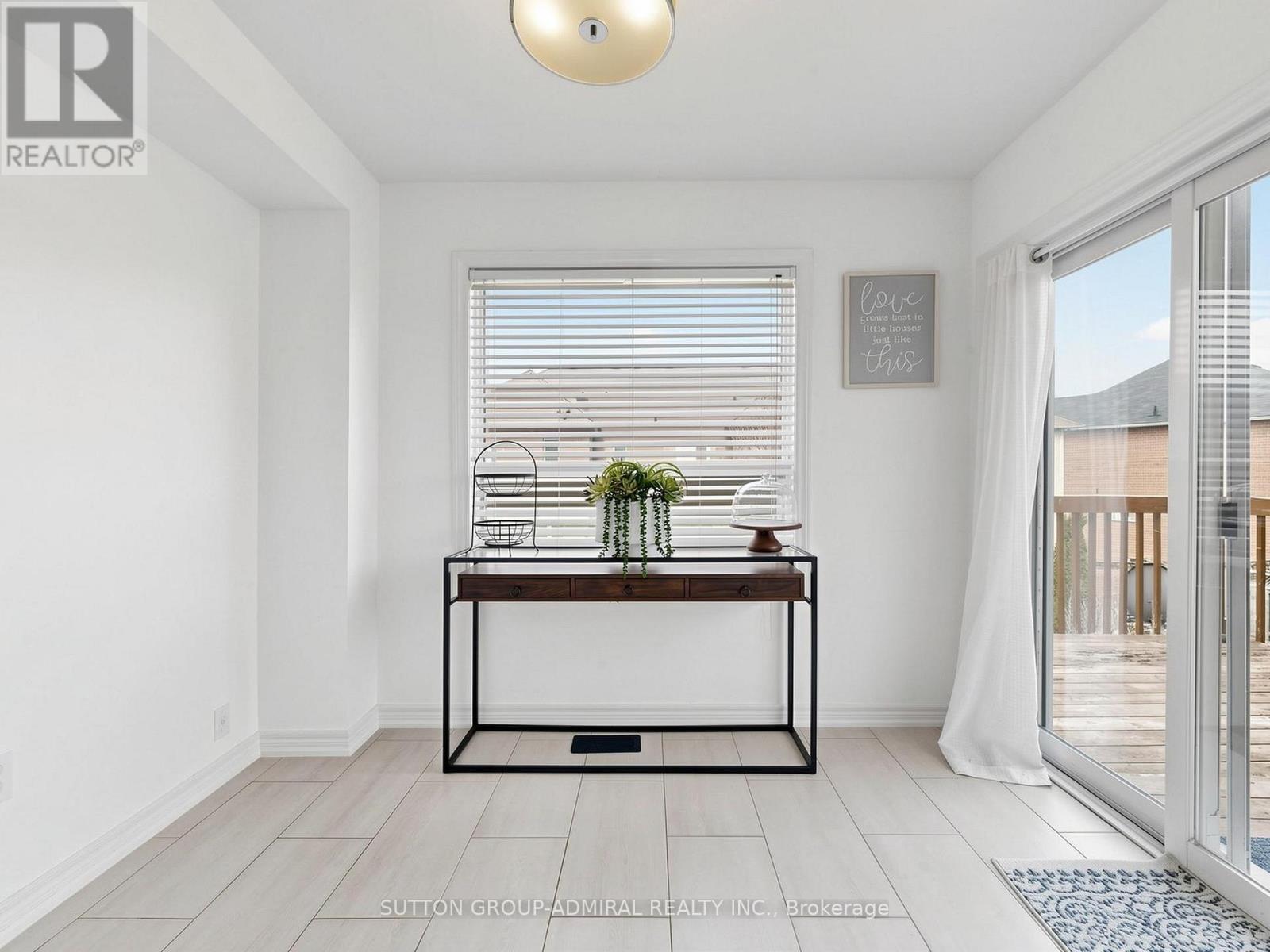 20 Breeze Drive, Bradford West Gwillimbury (Bradford), Ontario  L3Z 3A7 - Photo 19 - N13047884