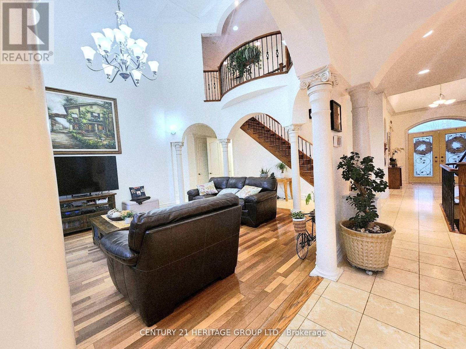 12 Prince Adam Court, King, Ontario  L7B 1M1 - Photo 13 - N13048010