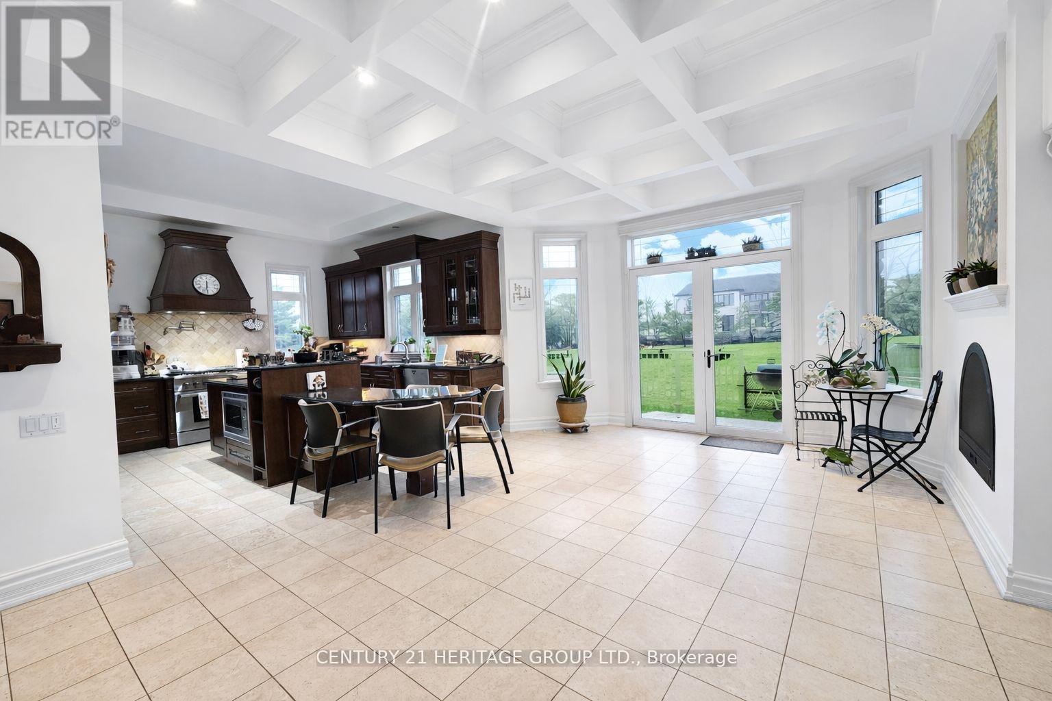 12 Prince Adam Court, King, Ontario  L7B 1M1 - Photo 14 - N13048010