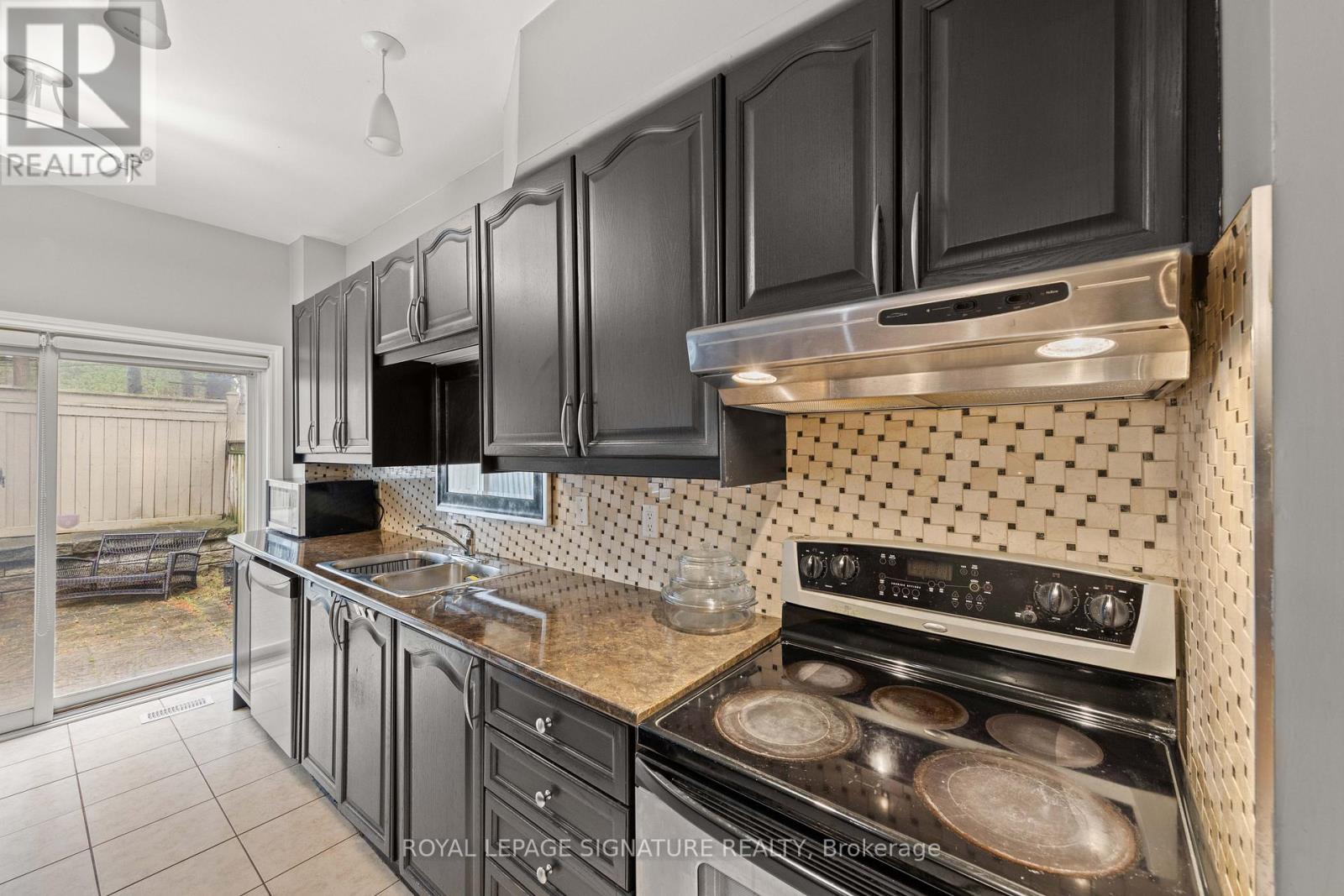 26 - Main + 2nd - 71 Puccini Drive, Richmond Hill, Ontario  L4E 4X8 - Photo 18 - N13048032