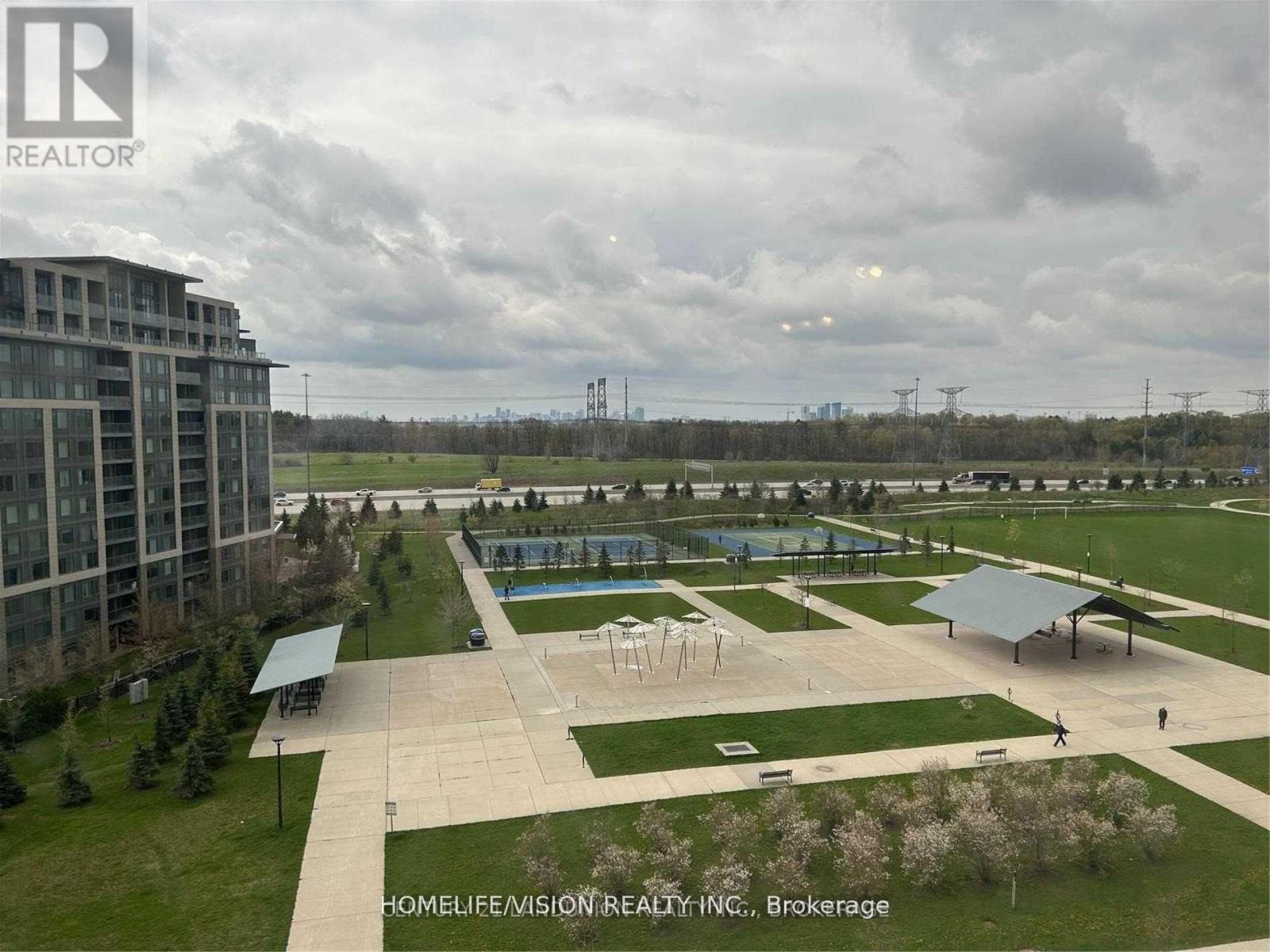 106 - 39 Galleria Parkway, Markham, Ontario  L3T 0A6 - Photo 3 - N13048080