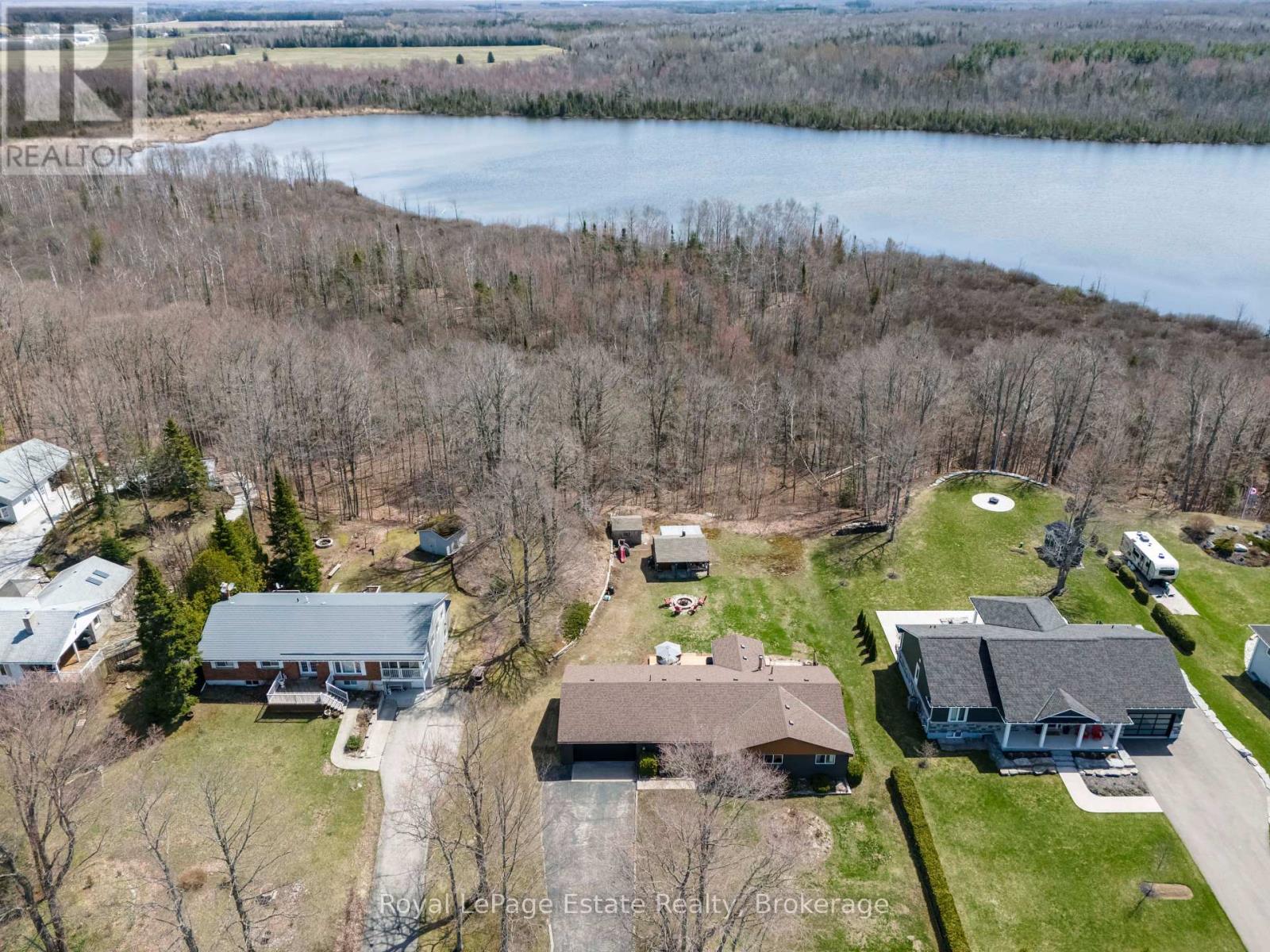 90 Carson Lake Crescent, South Bruce Peninsula, Ontario  N0H 2G0 - Photo 50 - X12921006