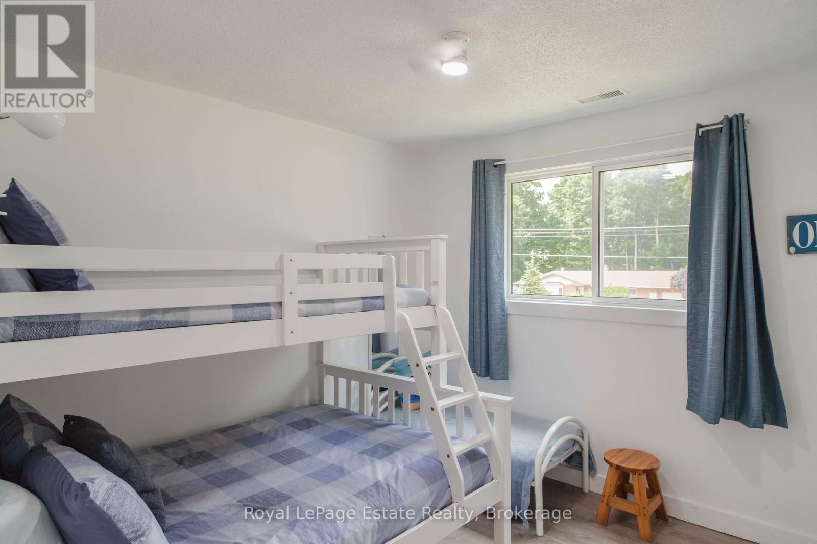 90 Carson Lake Crescent, South Bruce Peninsula, Ontario  N0H 2G0 - Photo 37 - X12921006