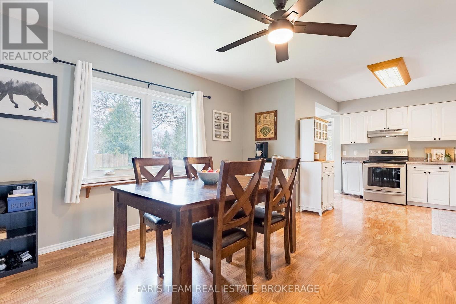 46 Hearthstone Drive, Tay, Ontario  L0K 2C0 - Photo 10 - S13047916