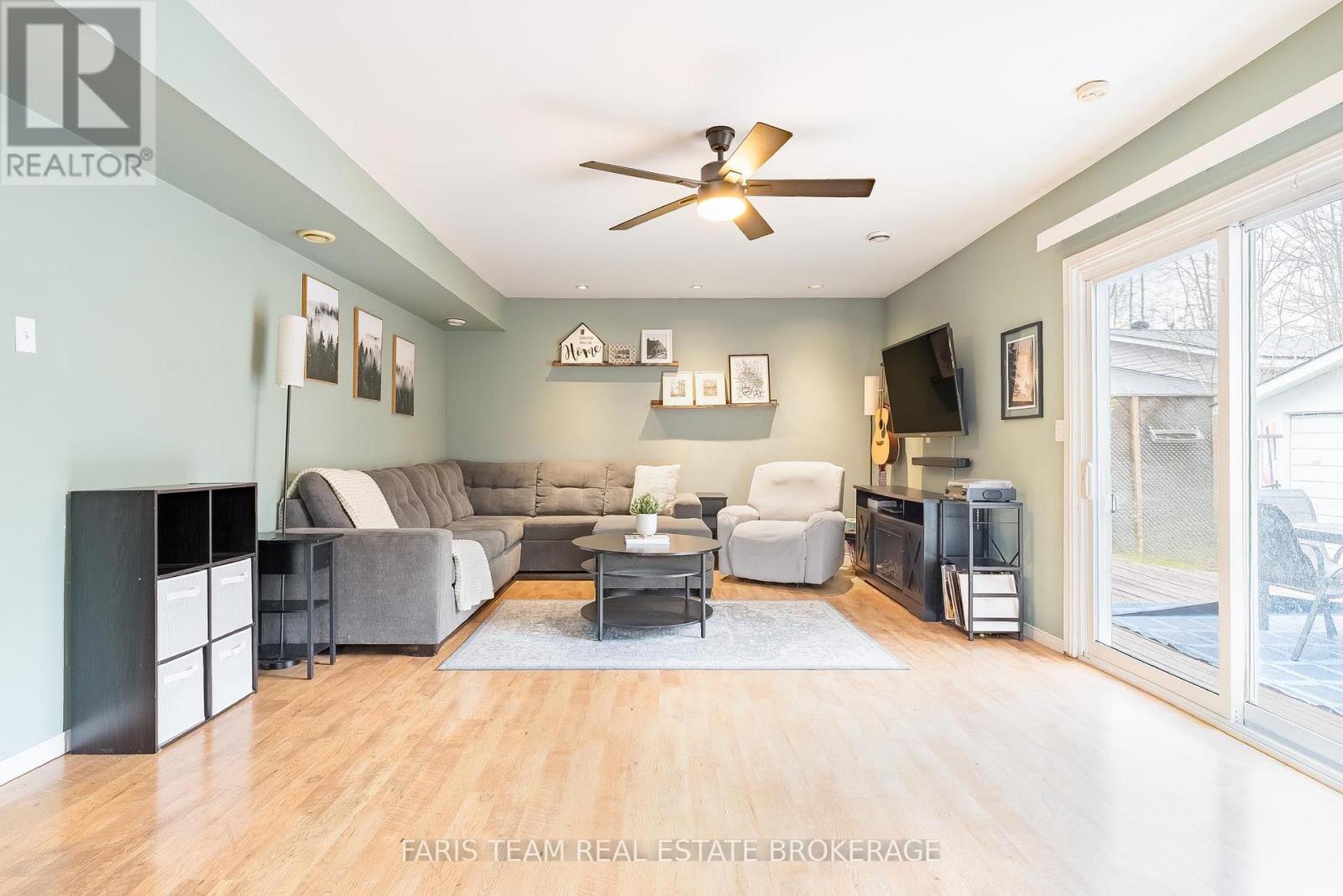 46 Hearthstone Drive, Tay, Ontario  L0K 2C0 - Photo 13 - S13047916