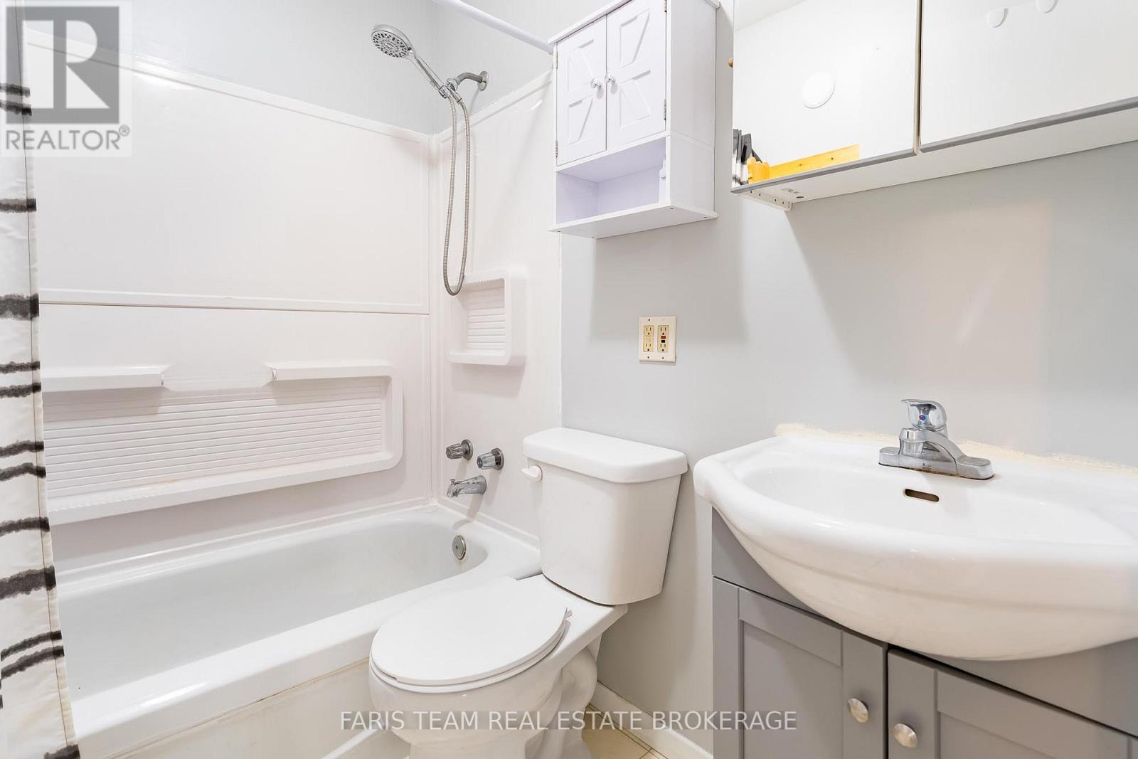 46 Hearthstone Drive, Tay, Ontario  L0K 2C0 - Photo 22 - S13047916