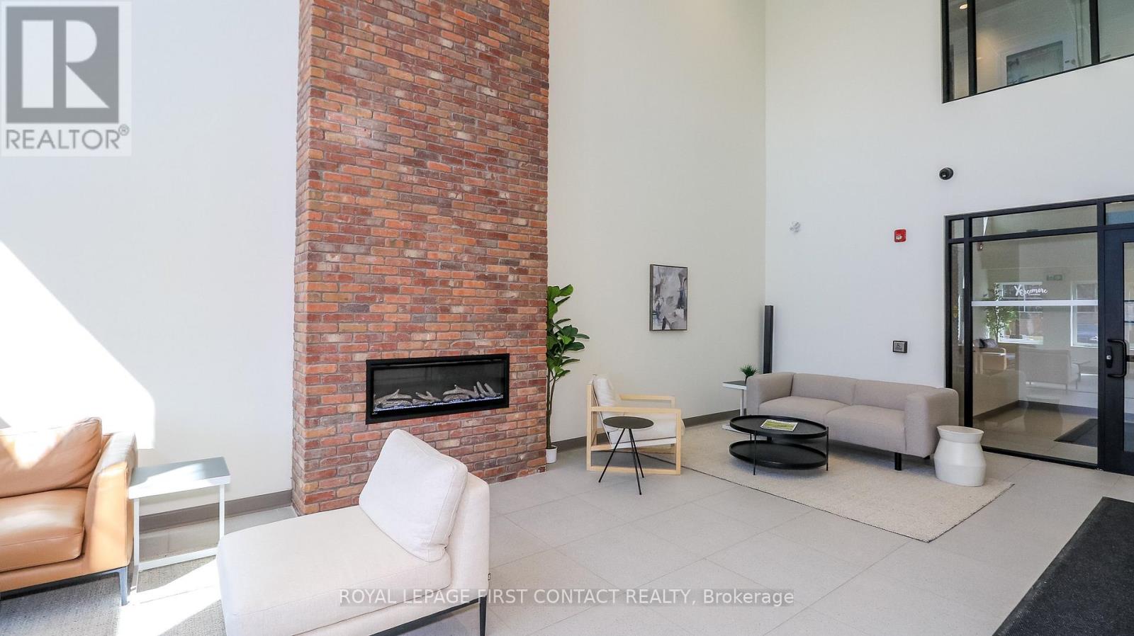 210 - 121 Mary Street, Clearview (Creemore), Ontario  L0M 1G0 - Photo 11 - S13048022