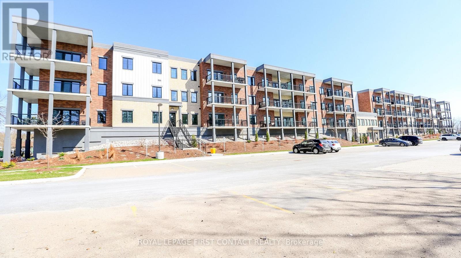 210 - 121 Mary Street, Clearview (Creemore), Ontario  L0M 1G0 - Photo 3 - S13048022