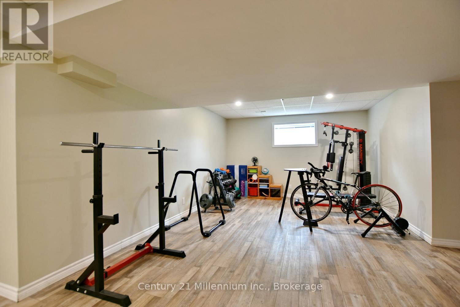 114 Silver Birch Avenue, Wasaga Beach, Ontario  L9Z 1N2 - Photo 35 - S13047098