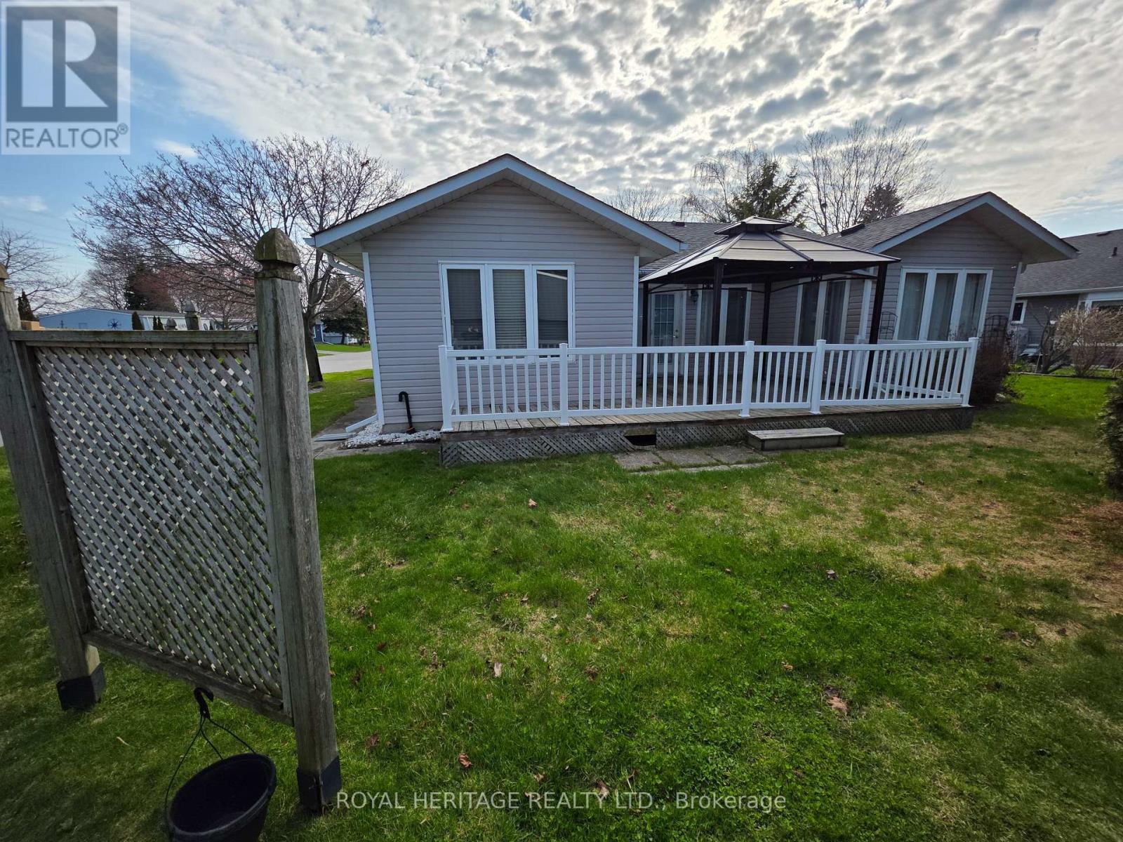118 Bluffs Road, Clarington, Ontario  L1B 1A8 - Photo 20 - E12833450