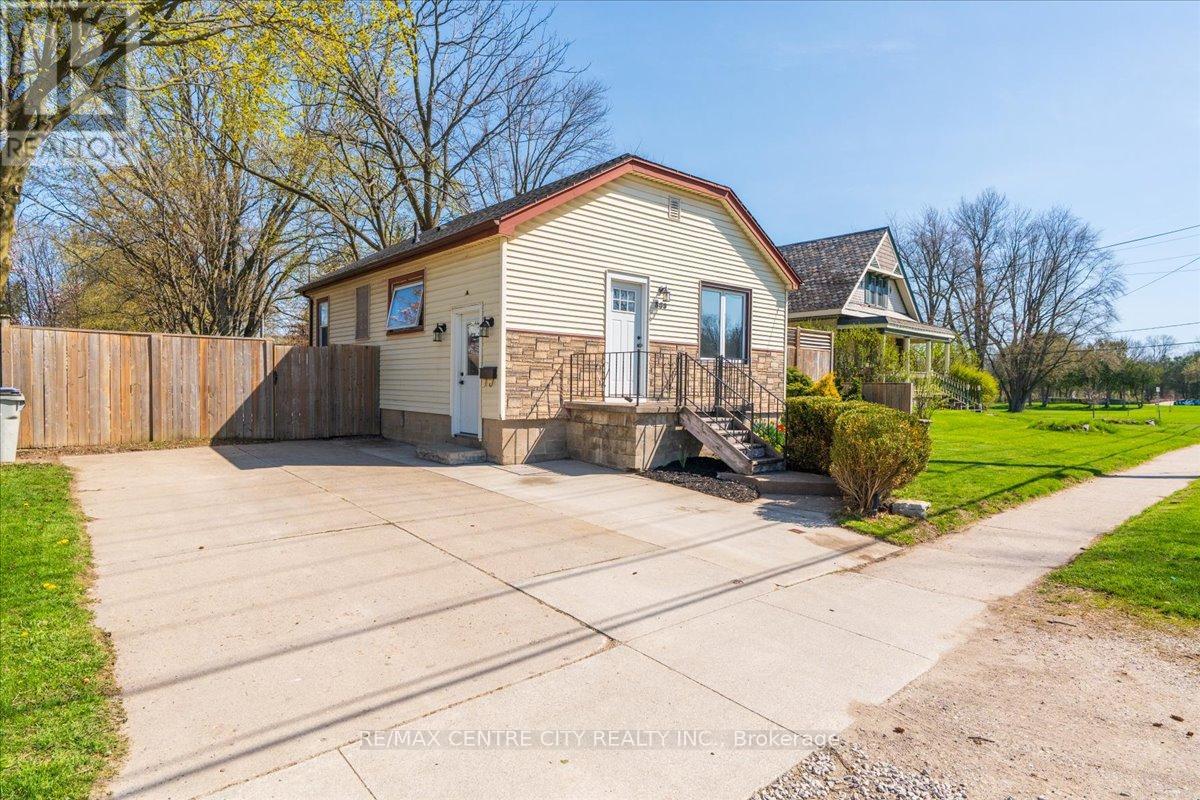 359 ALBERT STREET, Strathroy-Caradoc, Ontario