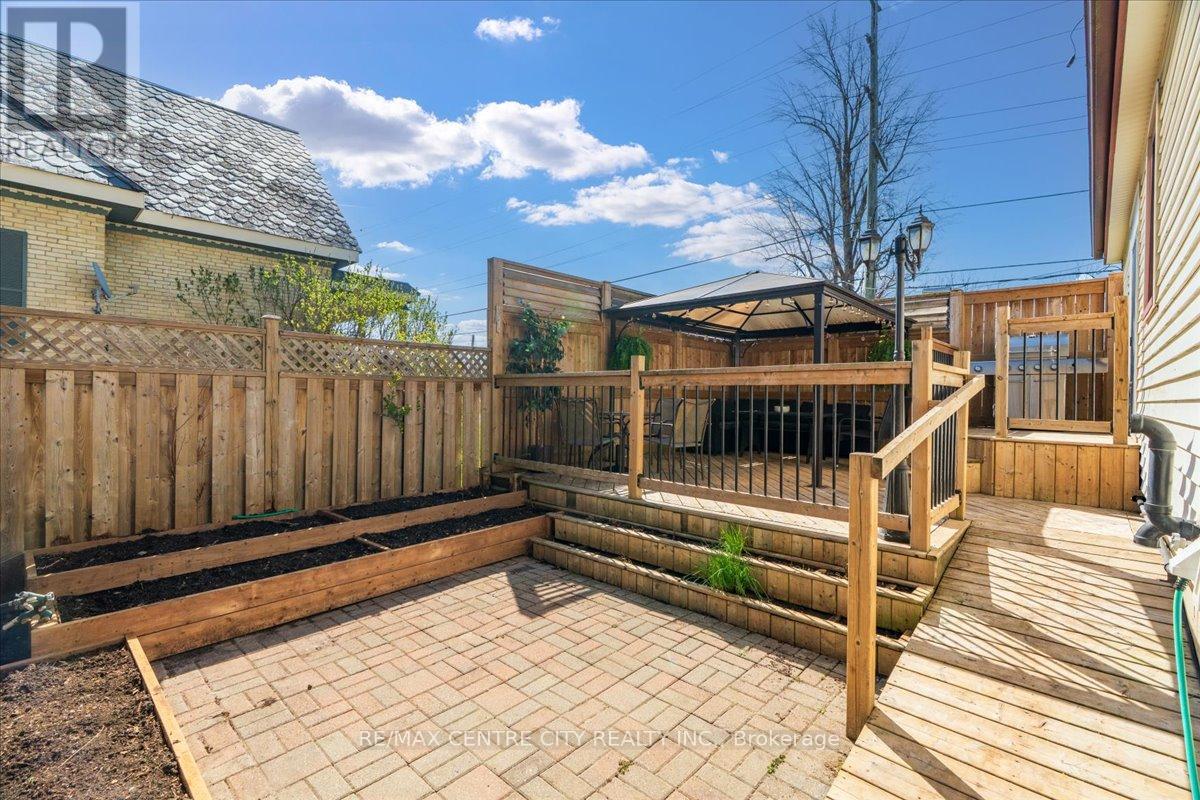 359 Albert Street, Strathroy-Caradoc, Ontario  N7G 1W4 - Photo 29 - X13047622