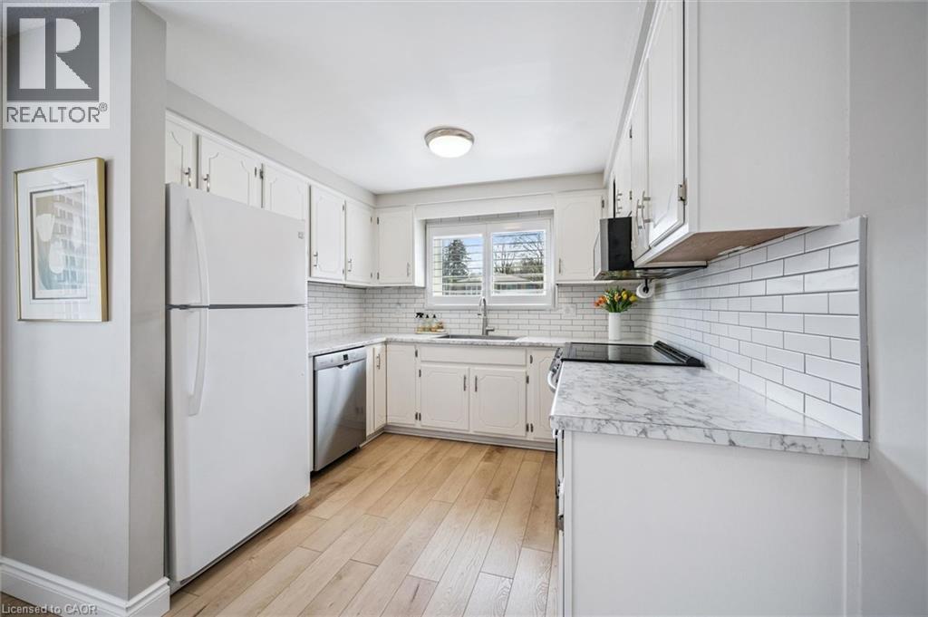 137 Cedar Street, Kitchener, Ontario  N2N 2A6 - Photo 12 - 40824471