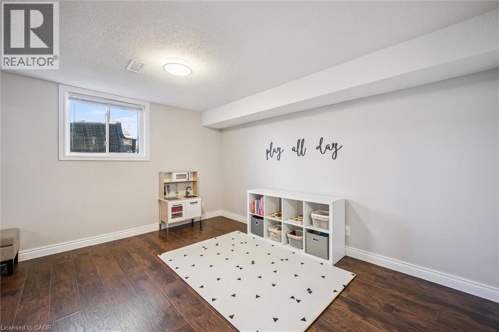 137 Cedar Street, Kitchener, Ontario  N2N 2A6 - Photo 24 - 40824471