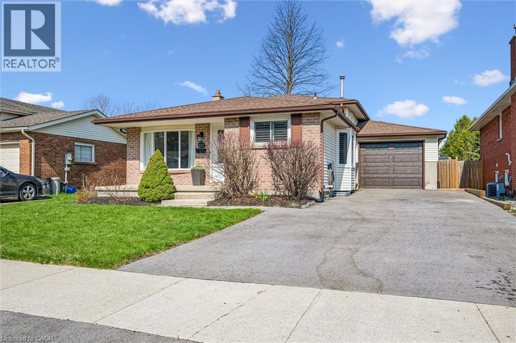 137 Cedar Street, Kitchener, Ontario  N2N 2A6 - Photo 4 - 40824471