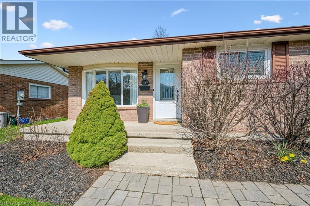 137 Cedar Street, Kitchener, Ontario  N2N 2A6 - Photo 6 - 40824471