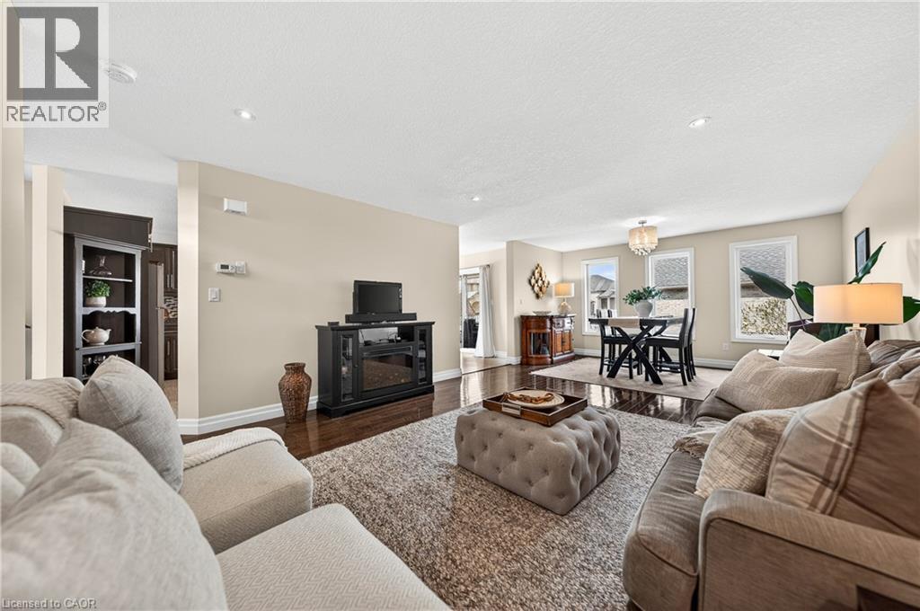 692 Halifax Road, Woodstock, Ontario  N4T 0G1 - Photo 8 - 40824273