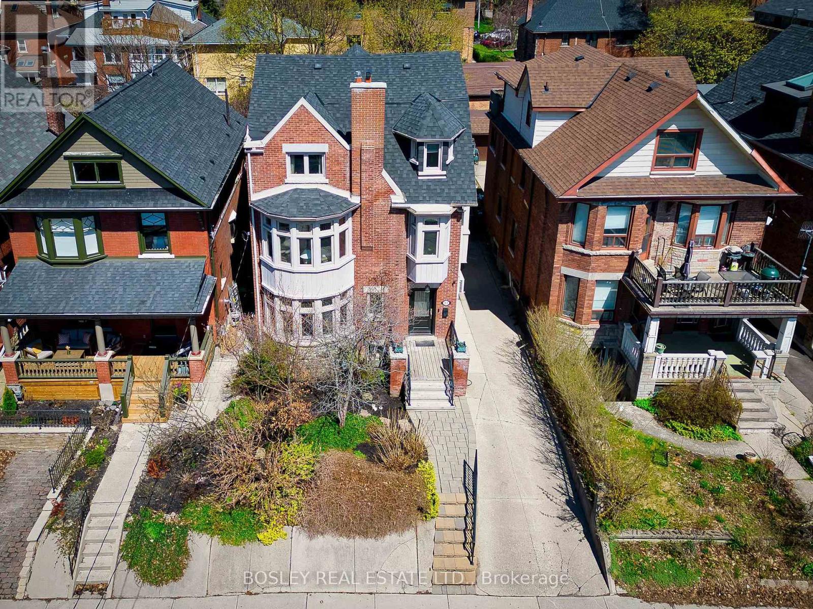 220 Wright Avenue, Toronto, Ontario  M6R 1L3 - Photo 2 - W13047866