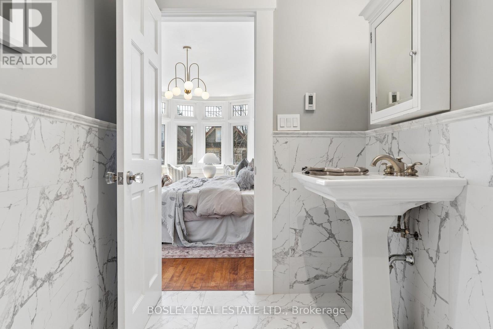 220 Wright Avenue, Toronto, Ontario  M6R 1L3 - Photo 21 - W13047866