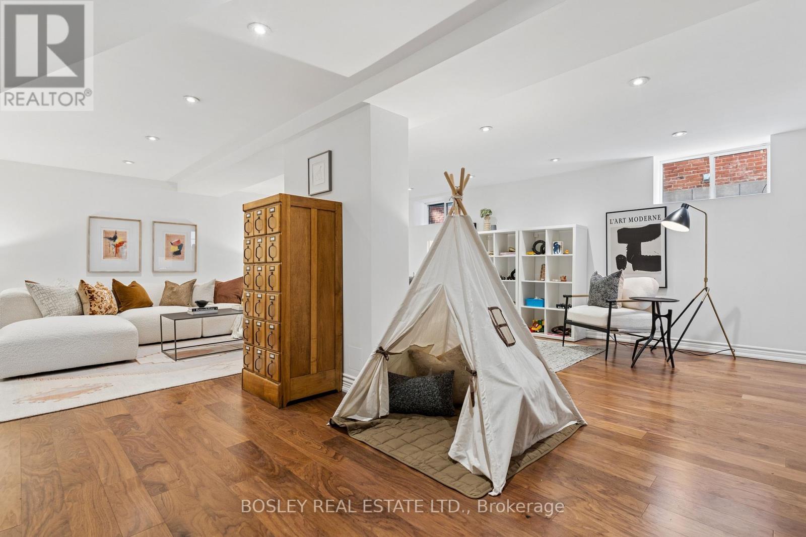 220 Wright Avenue, Toronto, Ontario  M6R 1L3 - Photo 38 - W13047866