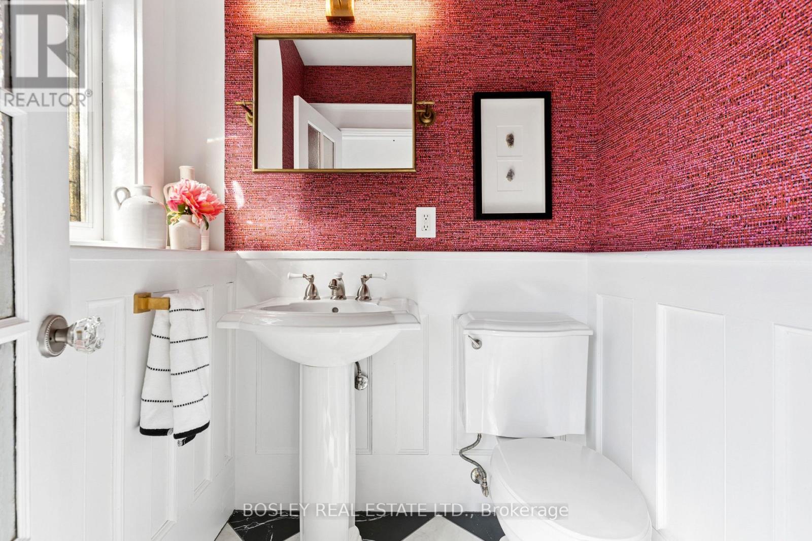 220 Wright Avenue, Toronto, Ontario  M6R 1L3 - Photo 7 - W13047866