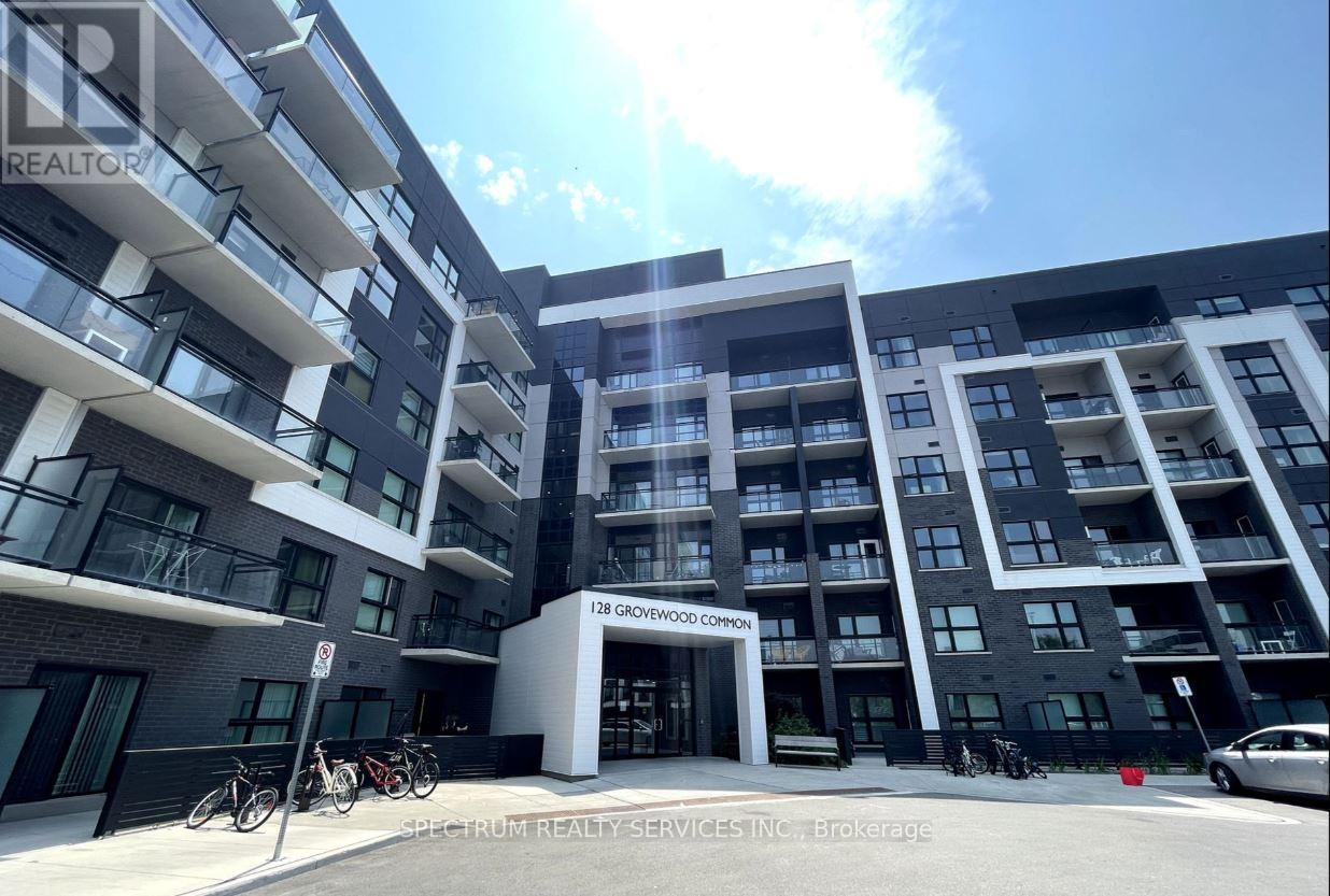 423 - 128 Grove Common, Oakville, Ontario  L6H 0X3 - Photo 1 - W13047970